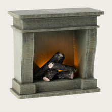Lade das Bild in den Galerie-Viewer, Miniatur Kamin Puppenhaus Maileg
