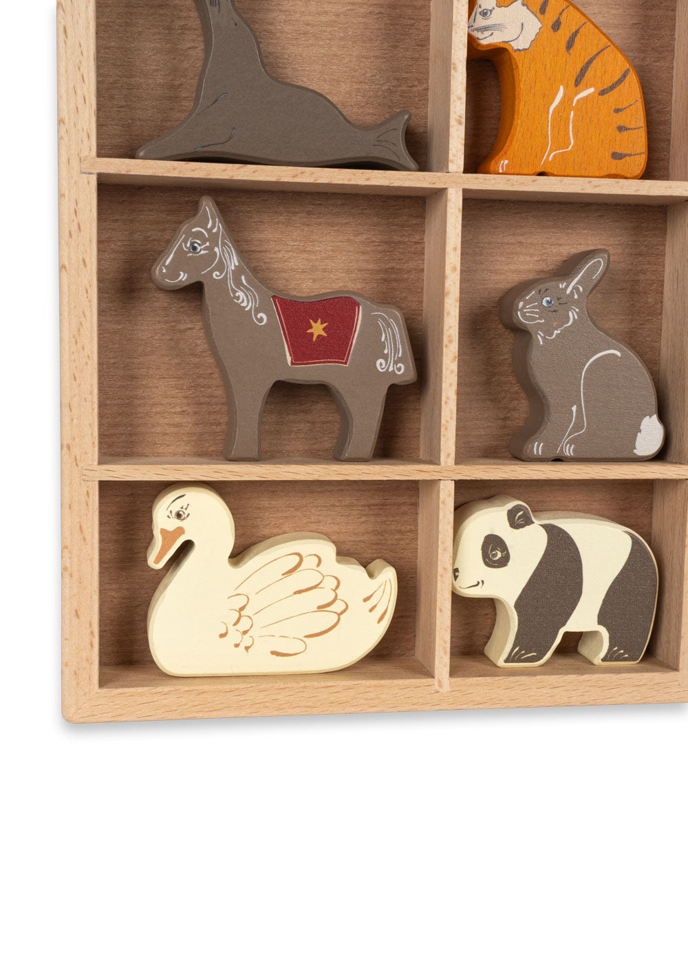 9 wooden animals in a box - Konges Slojd