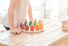 Lade das Bild in den Galerie-Viewer, Grapat Jahreszeitenkalender nach Waldorf Holzspielzeug Grapat