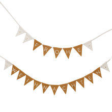 Lade das Bild in den Galerie-Viewer, Wimpelkette "Frohe Weihnachten"