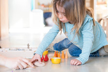 Lade das Bild in den Galerie-Viewer, Mandala Orange Cones von Grapat