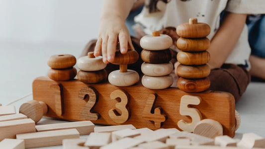 Montessori Pädagogik: Sanftes Lernen für selbstständige Kinder