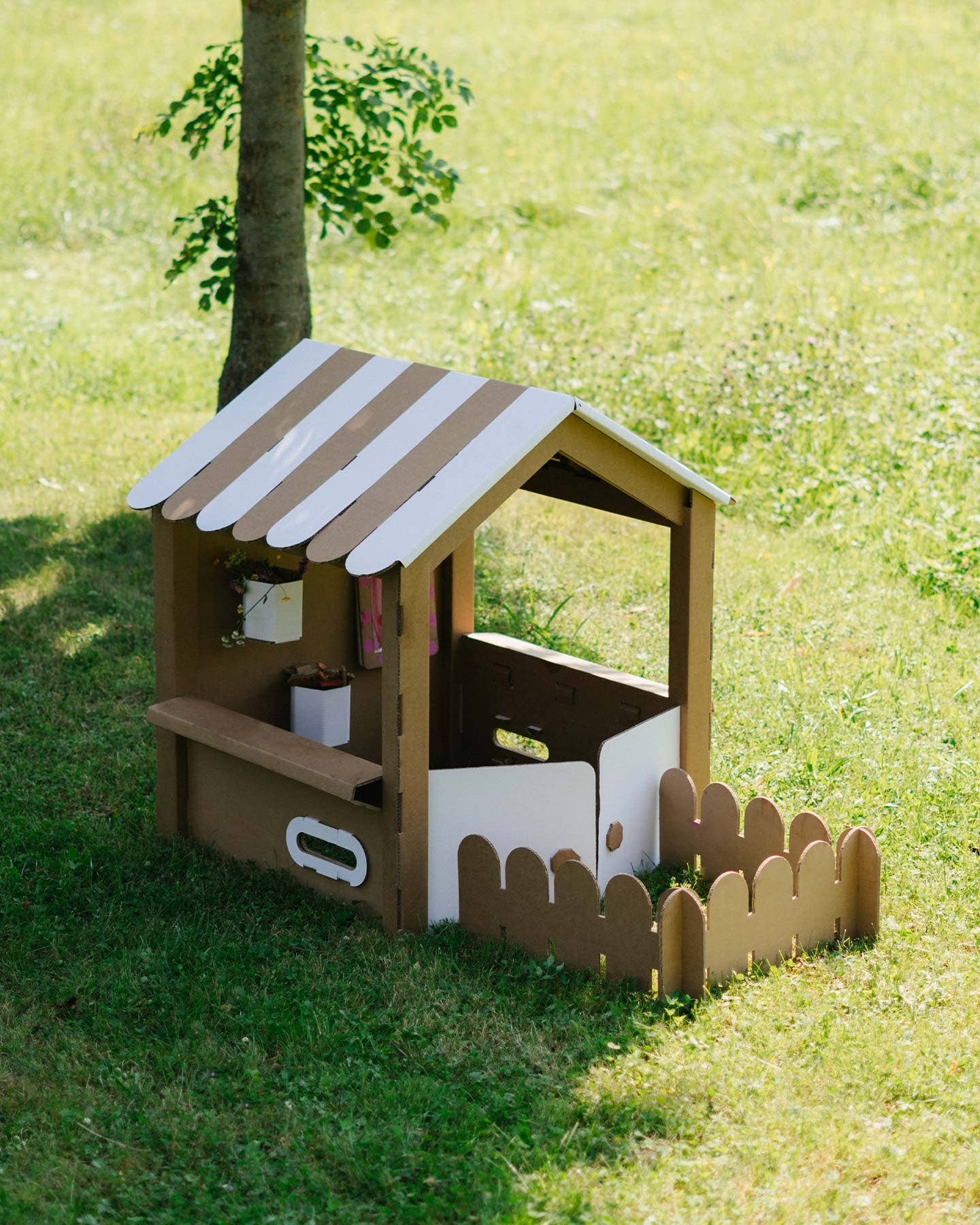 Spielhaus - Cosy Cubby Playhouse -  Papperlapapp