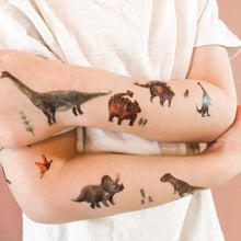 Lade das Bild in den Galerie-Viewer, Bio Tattoos Dino - Nuukk
