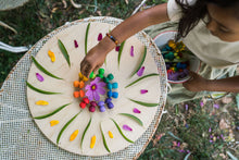 Lade das Bild in den Galerie-Viewer, Holzspielzeug Regenbogen-Pilze Mandala - Grapat Holzspielzeug Grapat 

