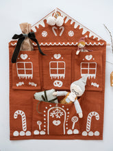 Lade das Bild in den Galerie-Viewer, Weihnachtself / Weihnachtswichtel - &quot;Grandpa Elf&quot;
