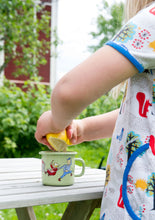 Lade das Bild in den Galerie-Viewer, Michel aus Lönneberga und Ida Emaillebecher / Tasse 250 ml
