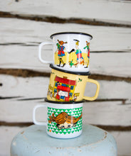 Lade das Bild in den Galerie-Viewer, Pippi Langstrumpf Villa Kunterbunt Emaillebecher / Tasse 370 ml
