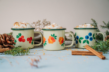 Lade das Bild in den Galerie-Viewer, Emaille-Becher / Tasse Moltebeere 250 ml Blafre
